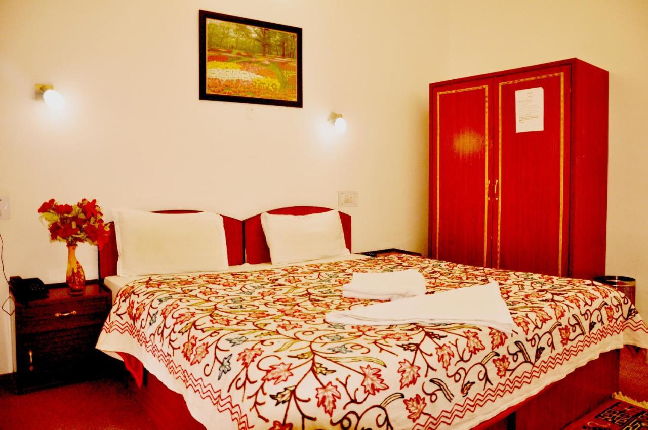 Hotel Jan Palace Leh Esterno foto