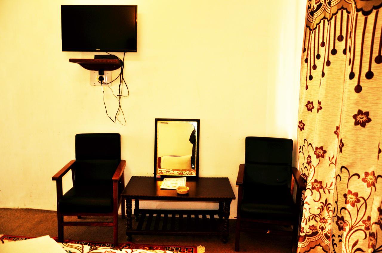 Hotel Jan Palace Leh Esterno foto